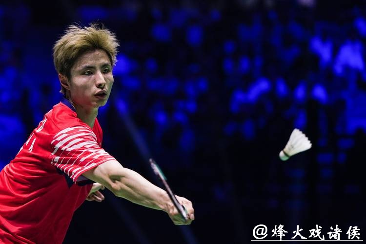 石宇奇2-0战胜朱利安 晋级羽毛球世锦赛男单16强