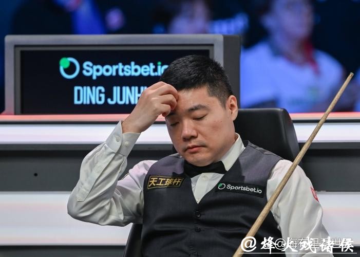 丁俊晖2-6不敌墨菲 无缘斯诺克国锦赛八强